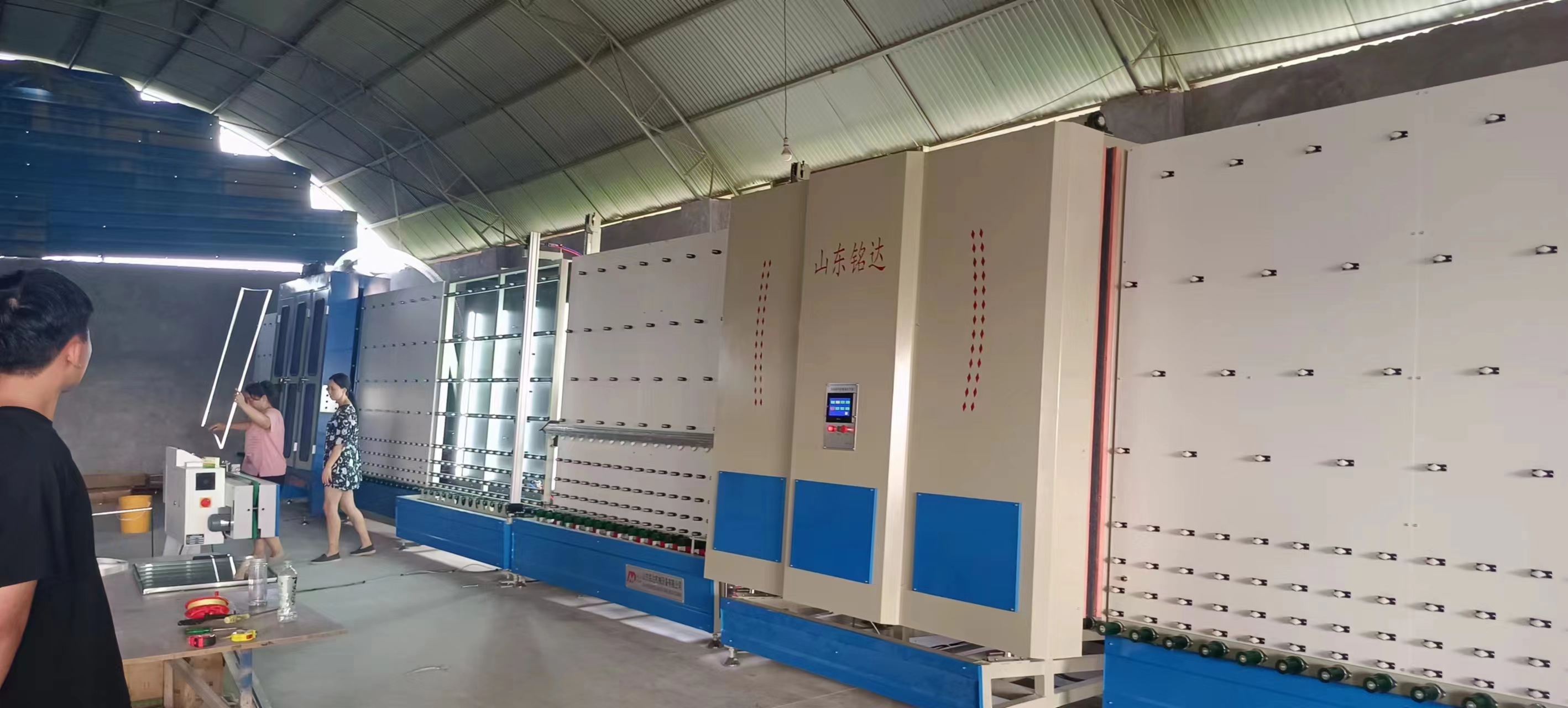 湖南李經理2500中空玻璃生產線全自動封膠線(圖1)